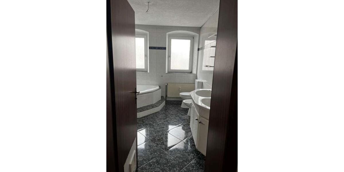 Etagenwohnung Vaihingen an der Enz - 4 Zimmer, 108 m&sup2;, 1.200&euro; | Angebot:25976204