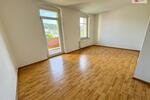 Schicke 2-Raum-Wohnung mit Balkon & Einbauküche in ruhiger, aber zentraler Lage von Aue