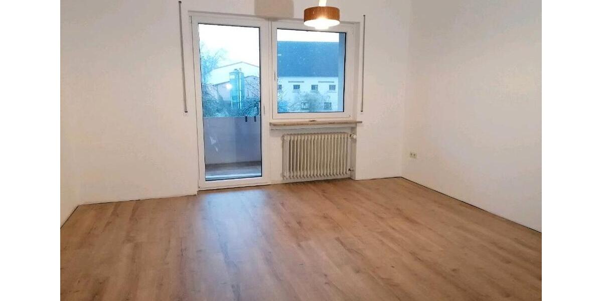 Etagenwohnung Adelshofen - 4 Zimmer, 113 m&sup2;, 790&euro; | Angebot:26522817