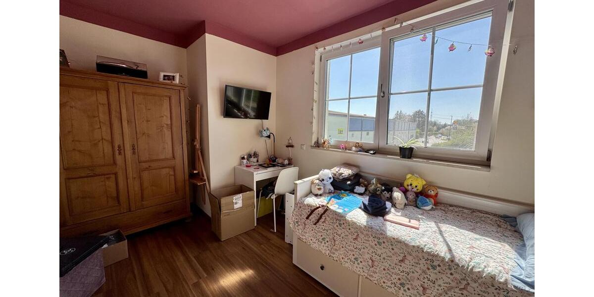 Etagenwohnung Aichach - 3 Zimmer, 82 m&sup2;, 1.035&euro; | Angebot:26335097