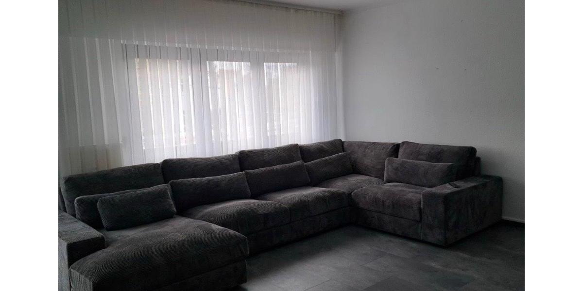 Etagenwohnung Hürth - 3 Zimmer, 111 m&sup2;, 1.400&euro; | Angebot:25333210