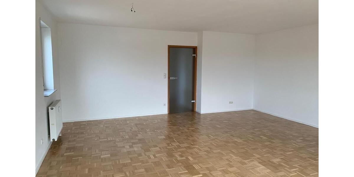 Dachgeschoßwohnung Biebesheim am Rhein - 3 Zimmer, 93 m&sup2;, 950&euro; | Angebot:25643968