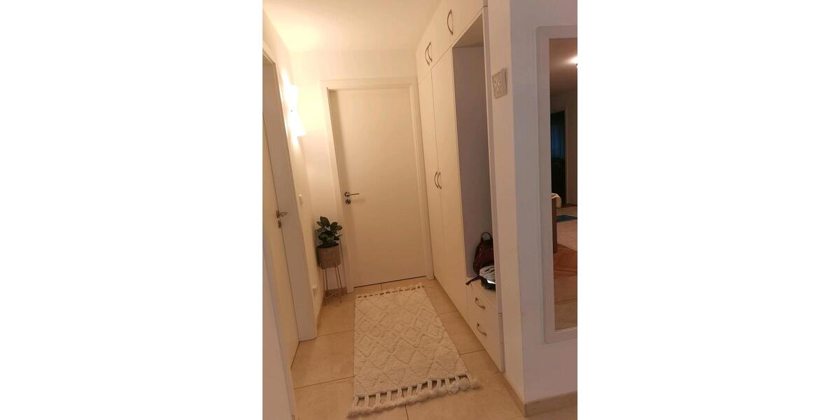 Erdgeschoßwohnung Regensburg Galgenberg - 4 Zimmer, 109 m&sup2;, 1.800&euro; | Angebot:26357926