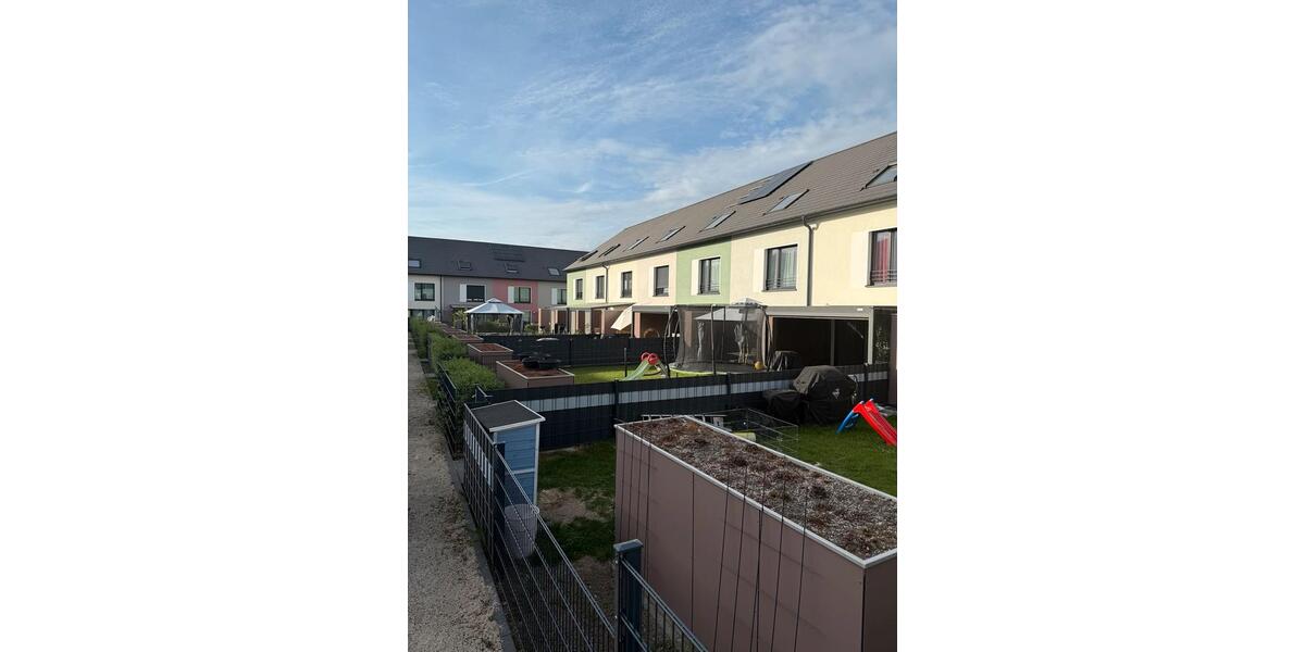 Reihenhaus Crailsheim - 5 Zimmer, 145 m&sup2;, 1.750&euro; | Angebot:26521745