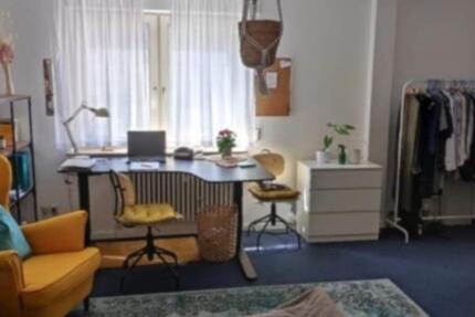 Wohnung Ulm - 1 Zimmer, 25 m&sup2;, 600&euro; | Angebot:24694293