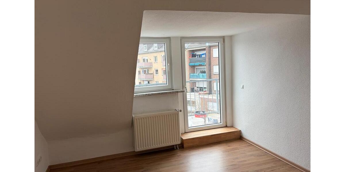 Maisonettenwohnung Mönchengladbach Süd - 4 Zimmer, 100 m&sup2;, 920&euro; | Angebot:25131212