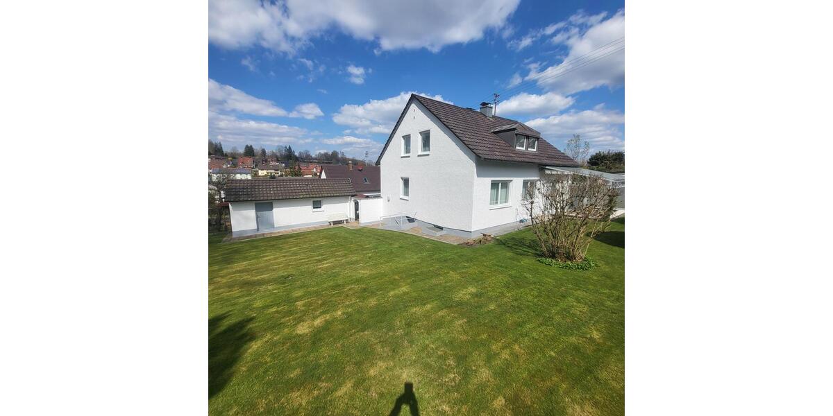Mehrfamilienhaus, Wohnhaus Krumbach (Schwaben) - 5 Zimmer, 144 m&sup2;, 1.500&euro; | Angebot:25300778