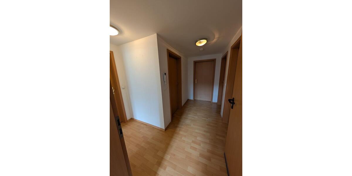 Etagenwohnung Großalmerode - 2 Zimmer, 85 m&sup2;, 1.000&euro; | Angebot:26466640