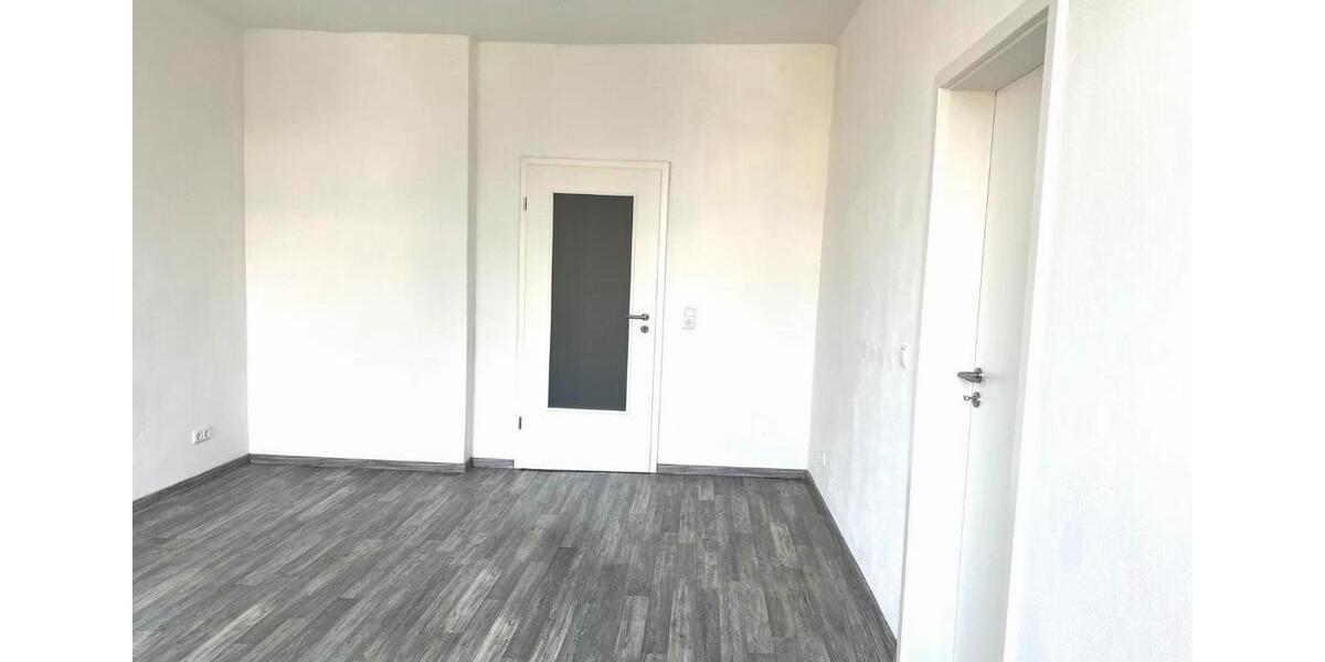 Etagenwohnung Hof Altstadt - 3 Zimmer, 65 m&sup2;, 450&euro; | Angebot:26578619
