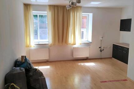 Wohnung Kumhausen - 1 Zimmer, 70 m&sup2;, 900&euro; | Angebot:26700349