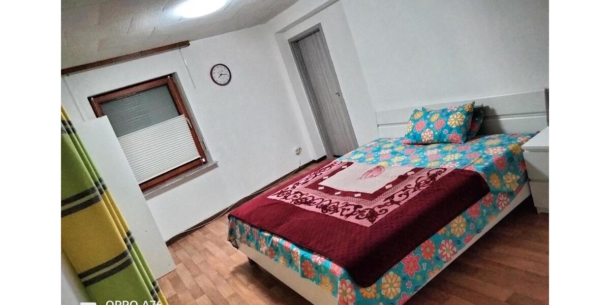 WG Zimmer in Niederwerth 2.5 zimmer