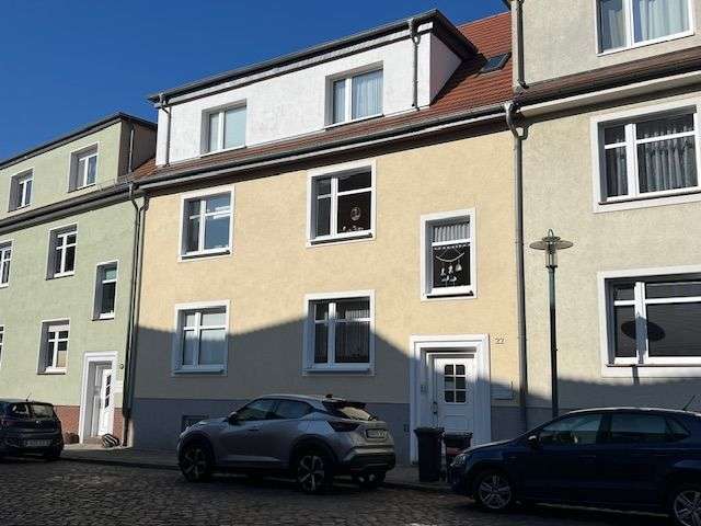 Wohnung zum Mieten in Güstrow 652 € 81.5 m² 3 zimmer
