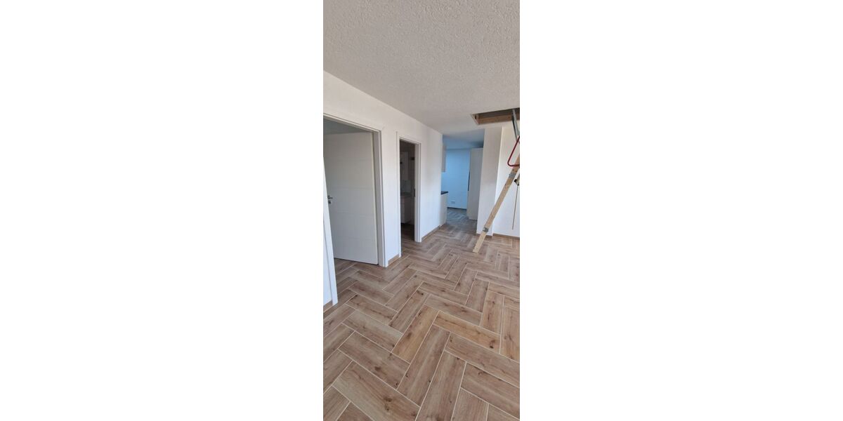 Neu sanierte grosse 3+-Zimmer Whg. Zentrum Grenzach mit BalkonLift - nagelneue Küche - Etagenwohnung Grenzach-Wyhlen Wyhlen | Angebot:26217196