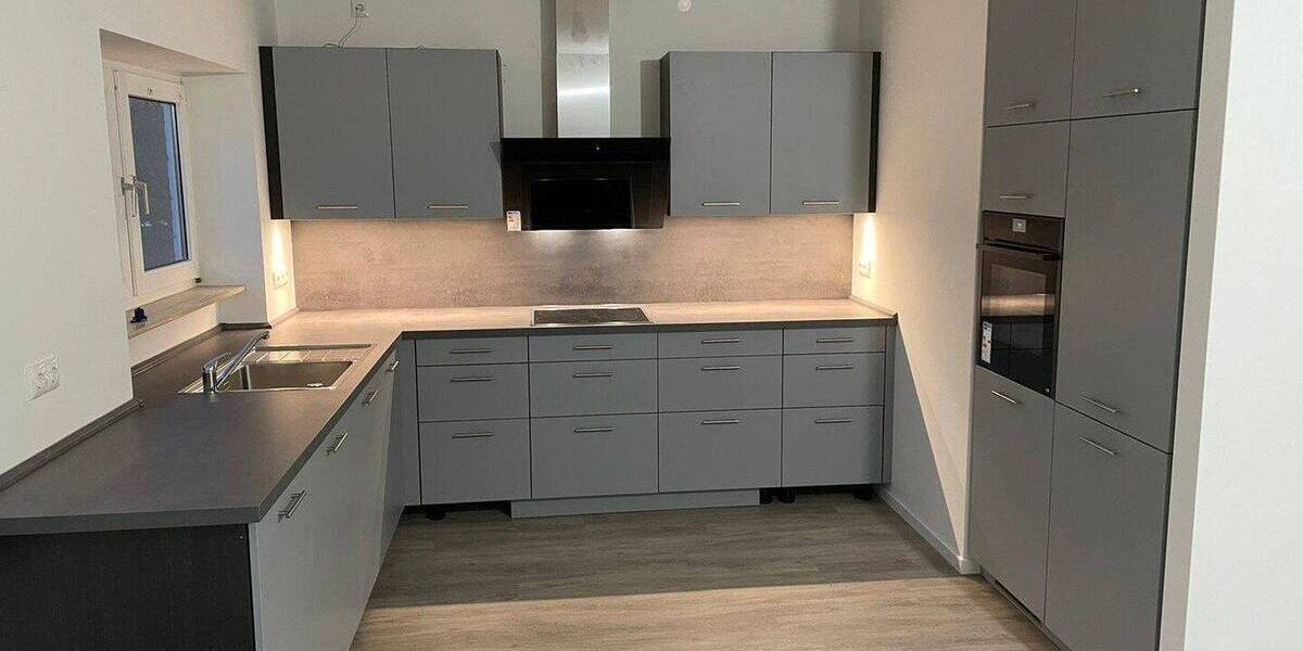 Etagenwohnung Uelzen - 3 Zimmer, 86 m&sup2;, 850&euro; | Angebot:26814308