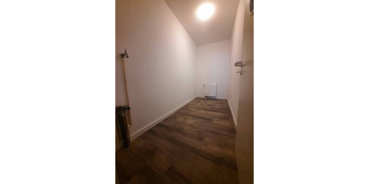 Etagenwohnung Zwickau Pölbitz - 5 Zimmer, 156 m&sup2;, 1.095&euro; | Angebot:26170929
