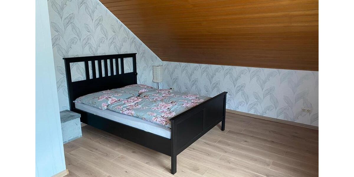 Dachgeschoßwohnung Birkenfeld - 2.5 Zimmer, 65 m&sup2;, 625&euro; | Angebot:26224923