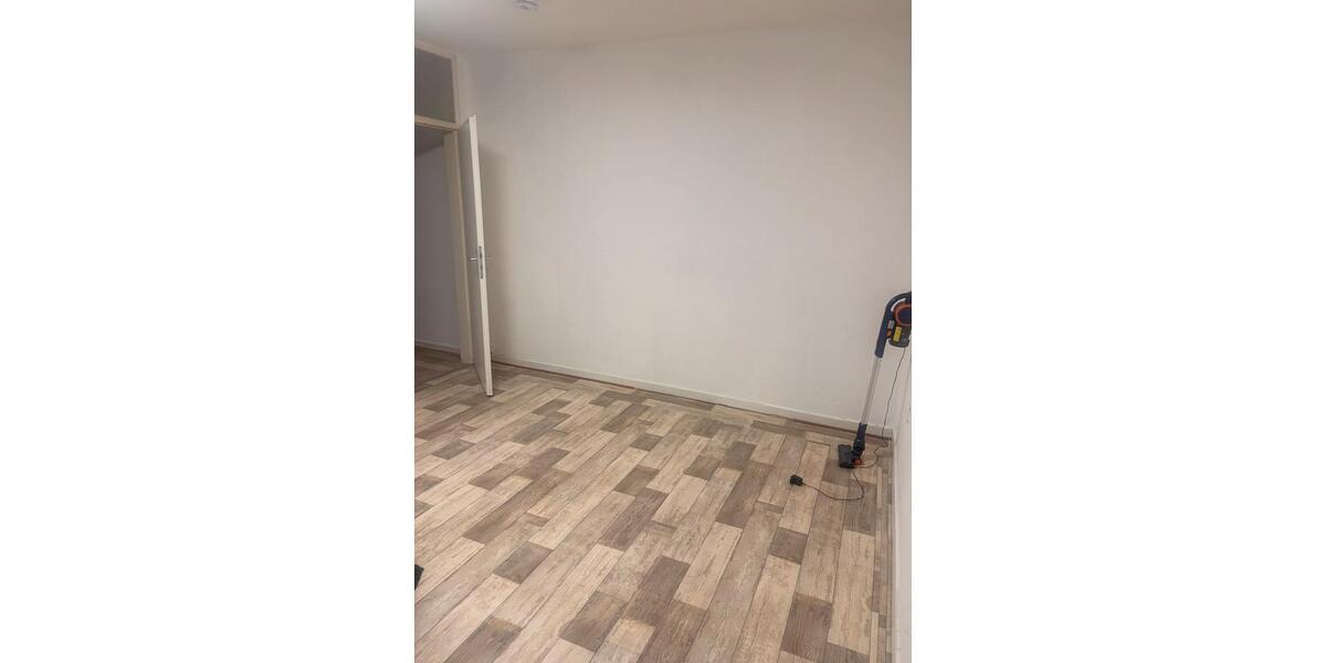 Wohnen auf Zeit Kassel Südstadt - 1 Zimmer, 15 m&sup2;, 400&euro; | Angebot:25931562