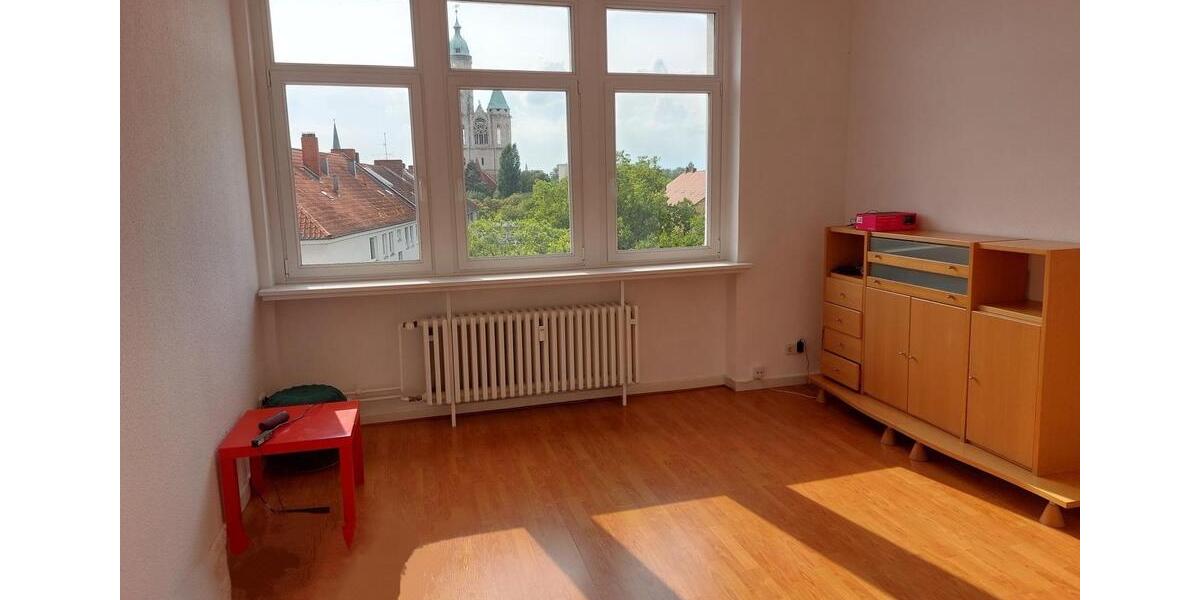 Etagenwohnung Braunschweig - 3 Zimmer, 96 m&sup2;, 960&euro; | Angebot:25935238