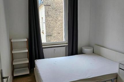 Wohnung Wiesbaden Biebrich - 2 Zimmer, 32 m&sup2;, 900&euro; | Angebot:24858305
