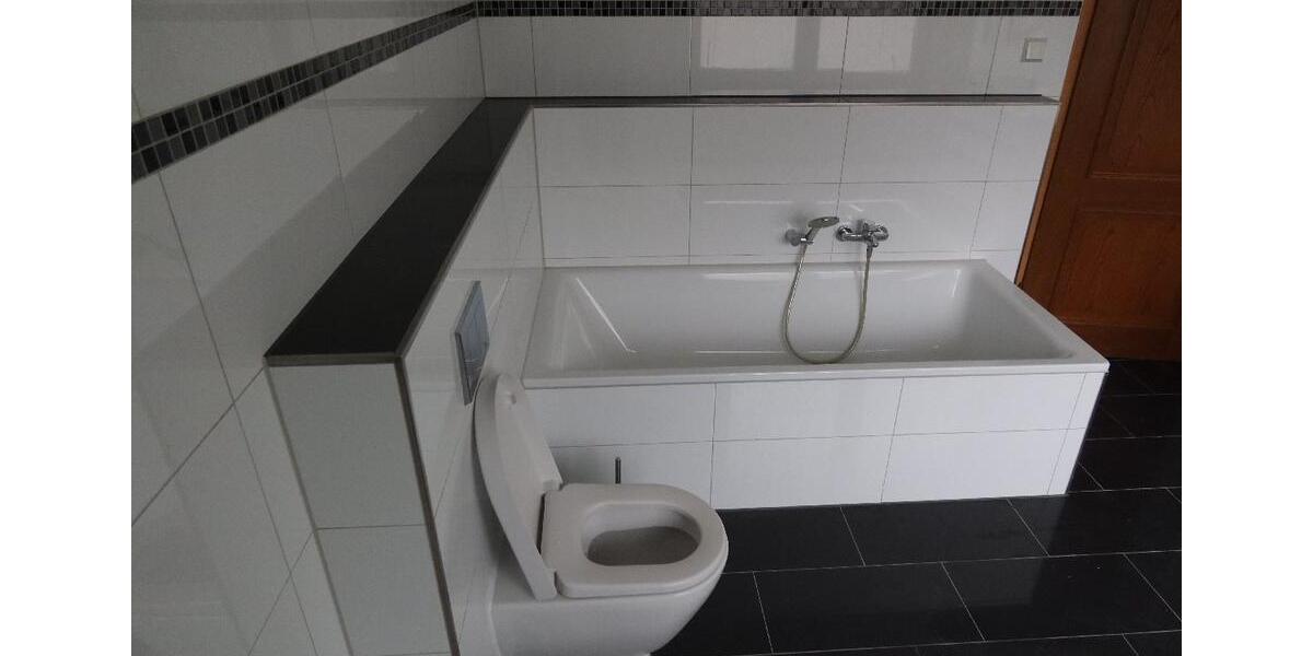 Etagenwohnung Viersen Hülsdonk - 3 Zimmer, 94 m&sup2;, 1.100&euro; | Angebot:26137559