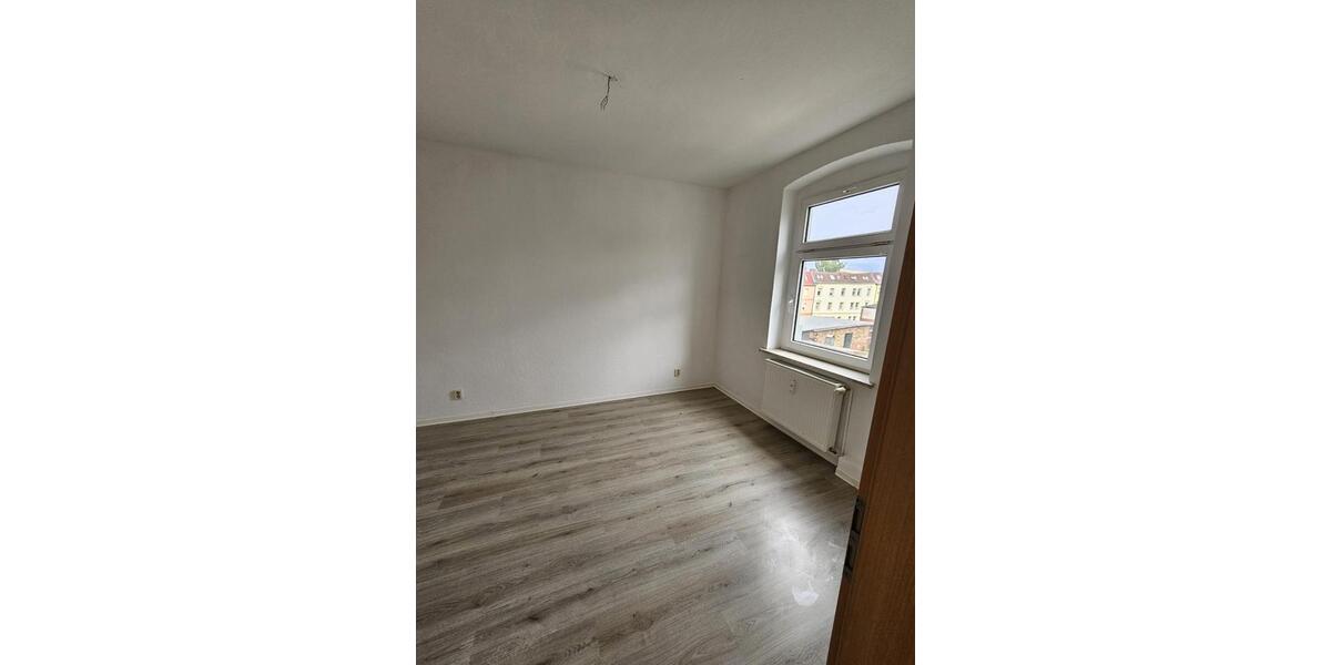 Helle Renovierte 2-Raum-Wohnung in MagdeburgLemsdorf 2 zimmer