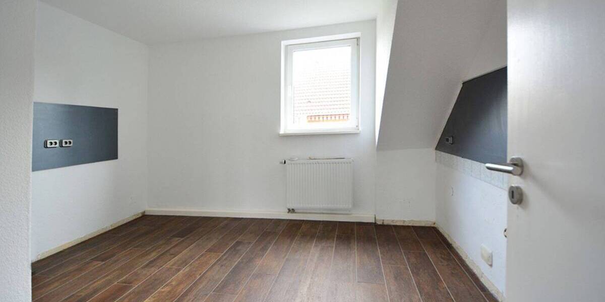 Etagenwohnung Niestetal Heiligenrode - 4 Zimmer, 122 m&sup2;, 1.200&euro; | Angebot:26824503