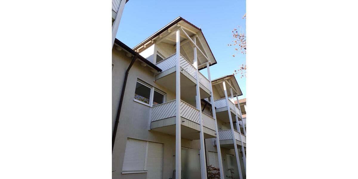 Dachgeschoßwohnung Holzkirchen - 1 Zimmer, 22 m&sup2;, 270&euro; | Angebot:24815268