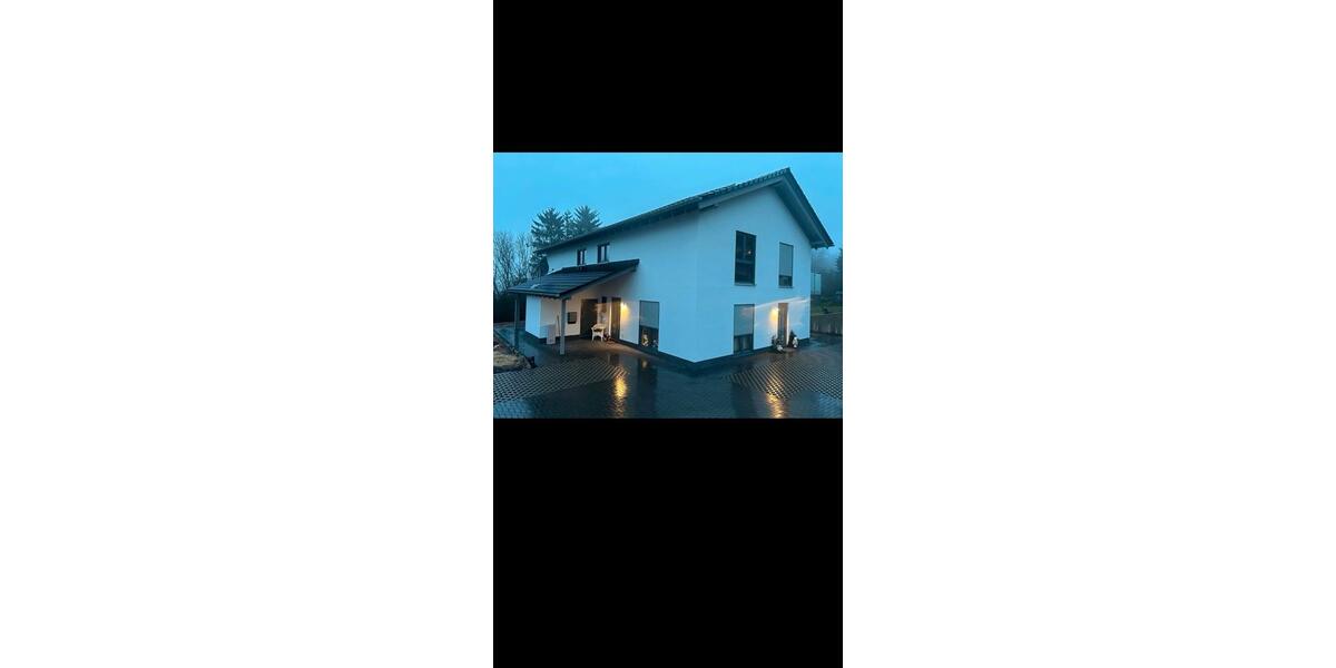 Etagenwohnung Battenberg (Eder) - 3 Zimmer, 85 m&sup2;, 900&euro; | Angebot:25106157