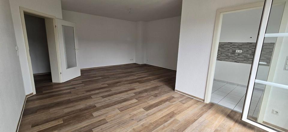 Dachgeschoßwohnung Erxleben - 2 Zimmer, 64 m&sup2;, 471&euro; | Angebot:26647189