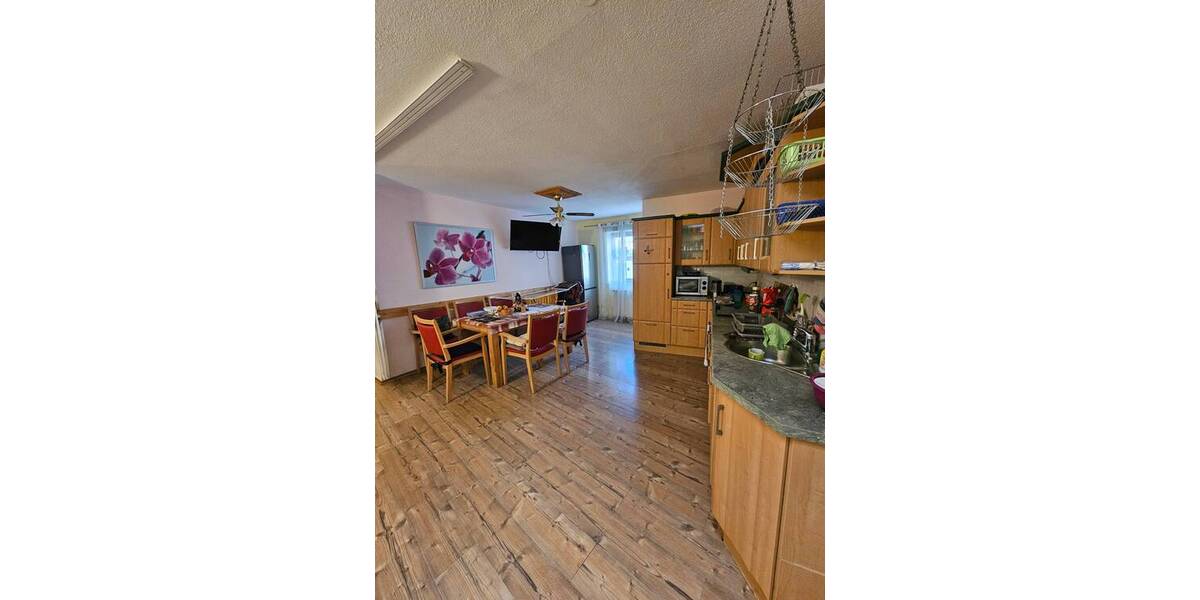 Zimmer Hartha - 230&euro; | Angebot:19316302