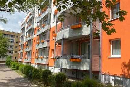 Wohnung Güstrow - 2 Zimmer, 56 m&sup2;, 445&euro; | Angebot:25081144