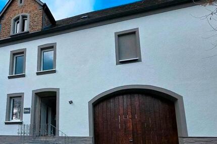 Haus Welling - 7 Zimmer, 185 m&sup2;, 1.750&euro; | Angebot:24848218