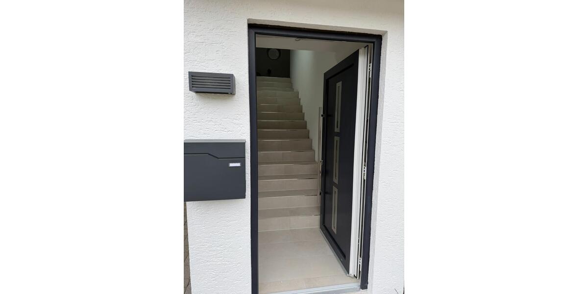 Dachgeschoßwohnung Fahrdorf - 3 Zimmer, 92 m&sup2;, 1.525&euro; | Angebot:25931741