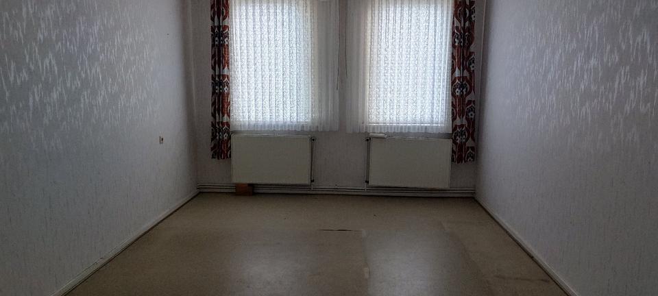Etagenwohnung Uelzen - 4 Zimmer, 140 m&sup2;, 800&euro; | Angebot:26476295