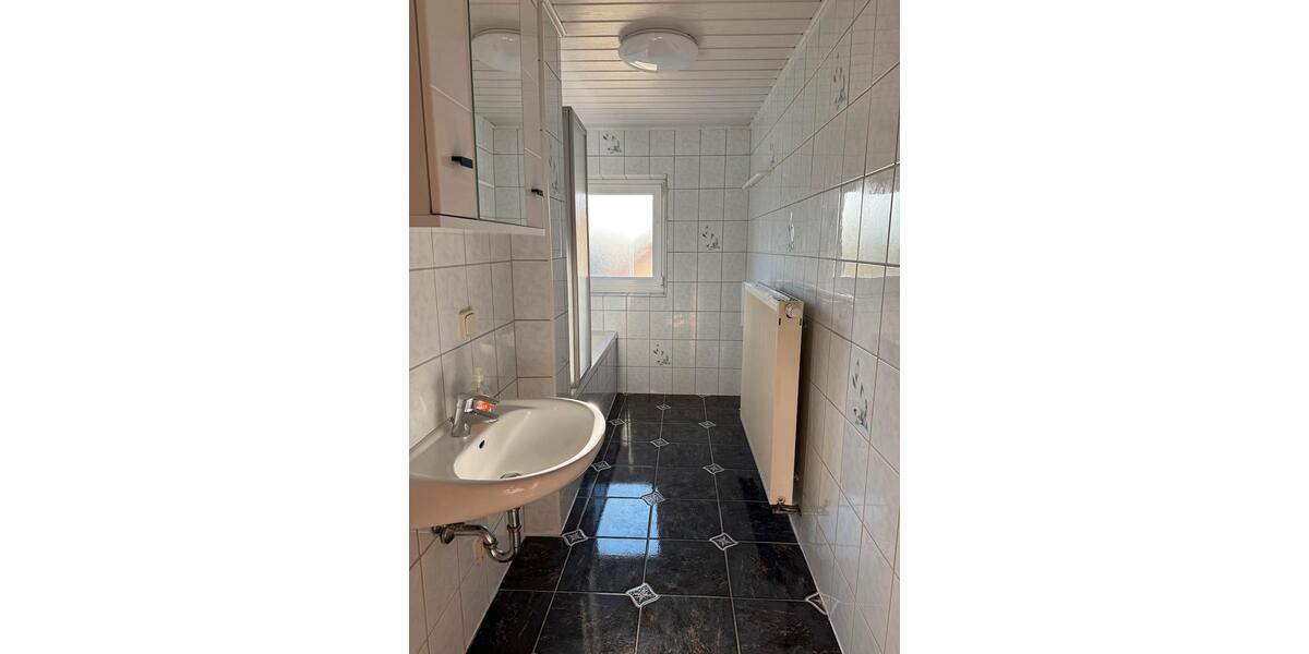 Dachgeschoßwohnung Amberg - 3.5 Zimmer, 90 m&sup2;, 700&euro; | Angebot:26321361