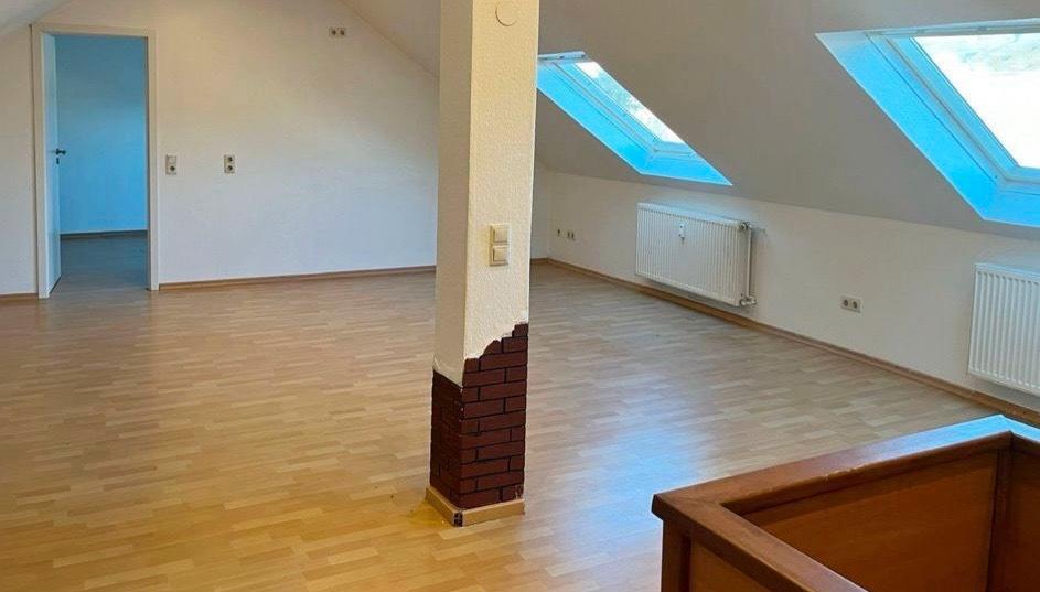 Ich miete eine Wohnung.