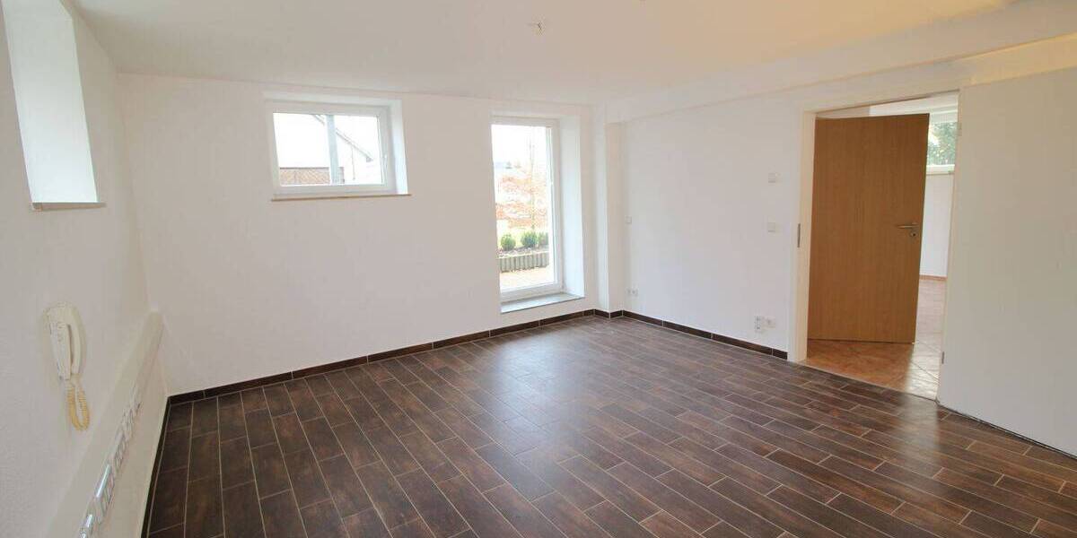 Etagenwohnung Callenberg Langenchursdorf - 3 Zimmer, 85 m&sup2;, 595&euro; | Angebot:26107809