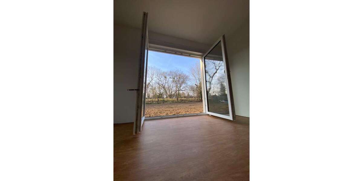 Etagenwohnung Petershagen Petershagen - 4.5 Zimmer, 133 m&sup2;, 1.900&euro; | Angebot:26100179
