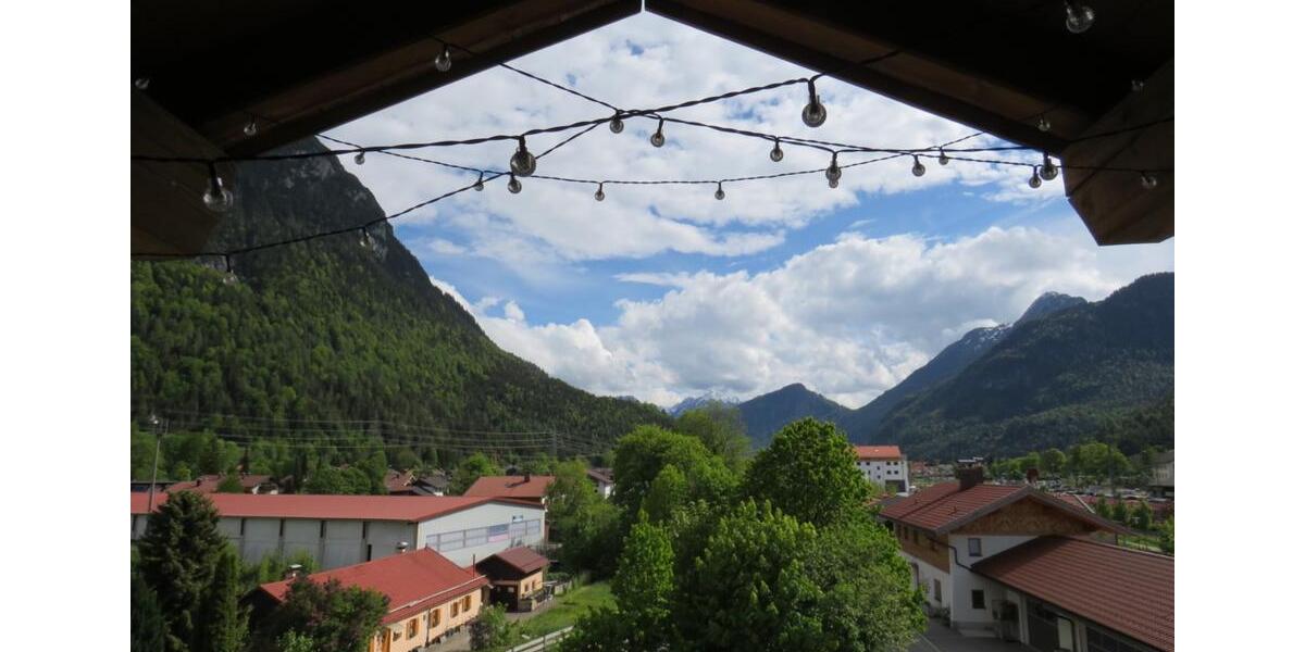 Dachgeschoßwohnung Mittenwald - 3 Zimmer, 80 m&sup2;, 990&euro; | Angebot:26638691