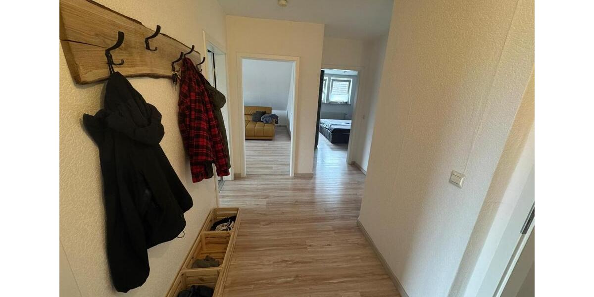 Etagenwohnung Sassenburg - 3 Zimmer, 90 m&sup2;, 700&euro; | Angebot:26607907