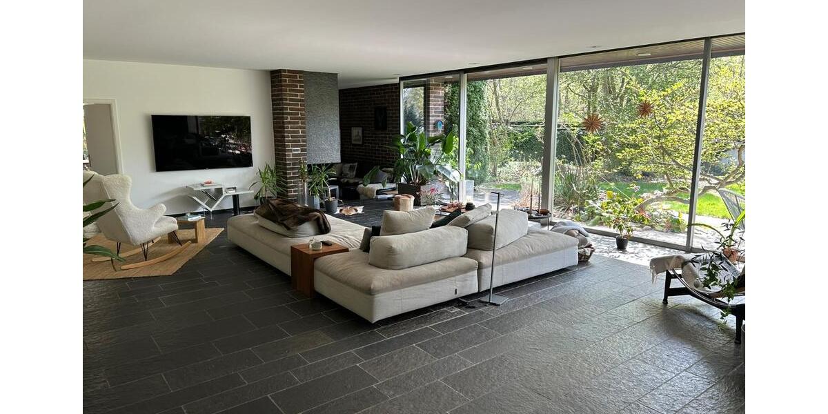 Bungalow-Doppelhaushälfte, waldrandlage, vollmöbliert 4 zimmer