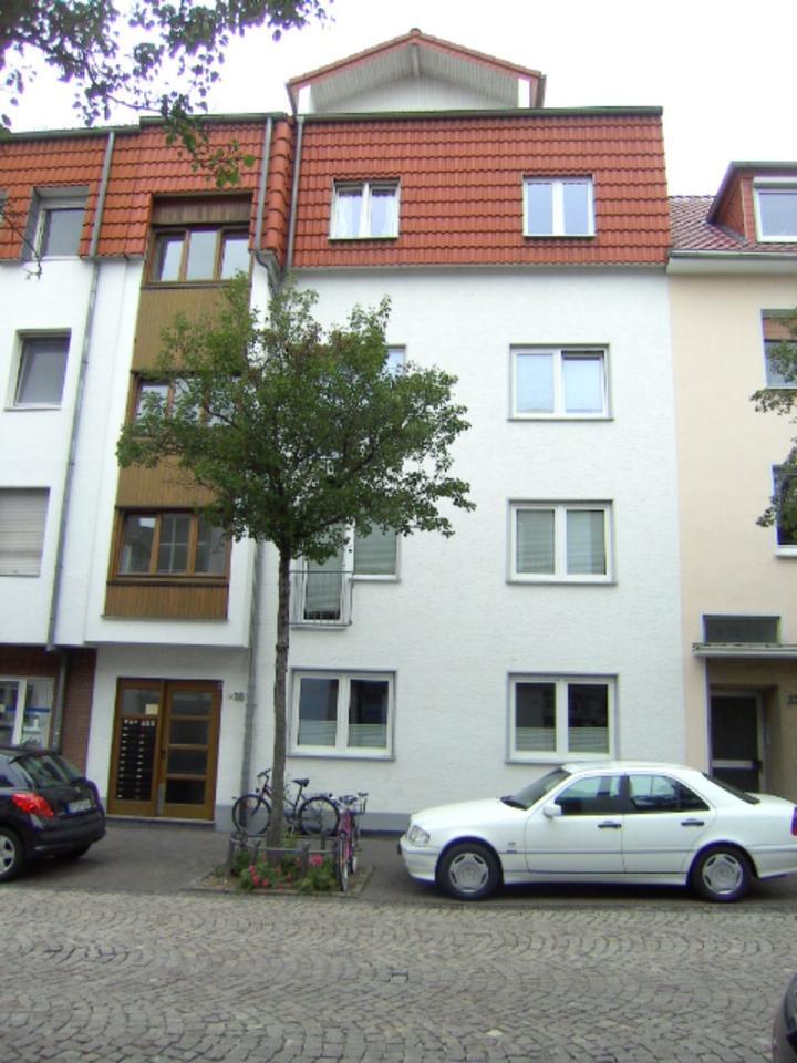 Helle, renovierte 1 Zimmerwohnung Stadtmitte