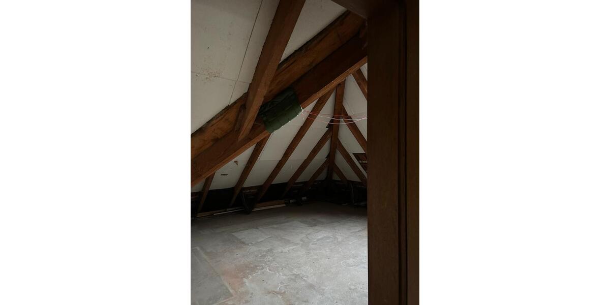 Dachgeschoßwohnung Schieder-Schwalenberg Schwalenberg - 3 Zimmer, 80 m&sup2;, 850&euro; | Angebot:24478593