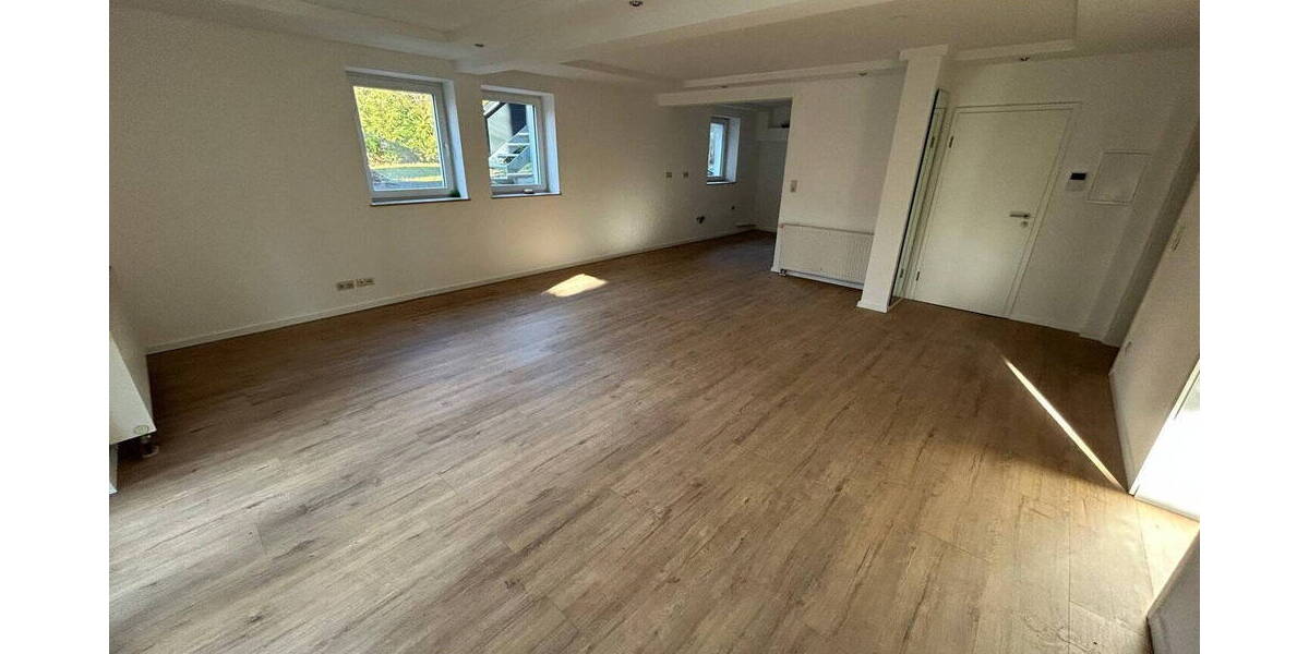 Etagenwohnung Herford Innenstadt - 2 Zimmer, 69 m&sup2;, 750&euro; | Angebot:26117610
