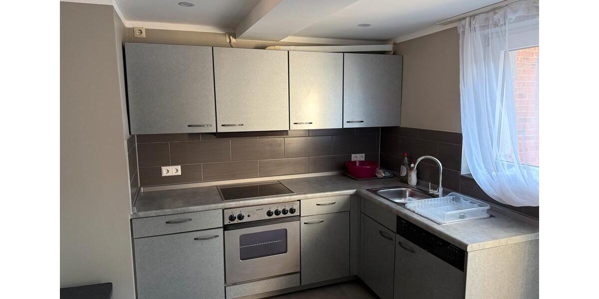 Doppelhaushälfte Baddeckenstedt - 5 Zimmer, 180 m&sup2;, 1.300&euro; | Angebot:26229523