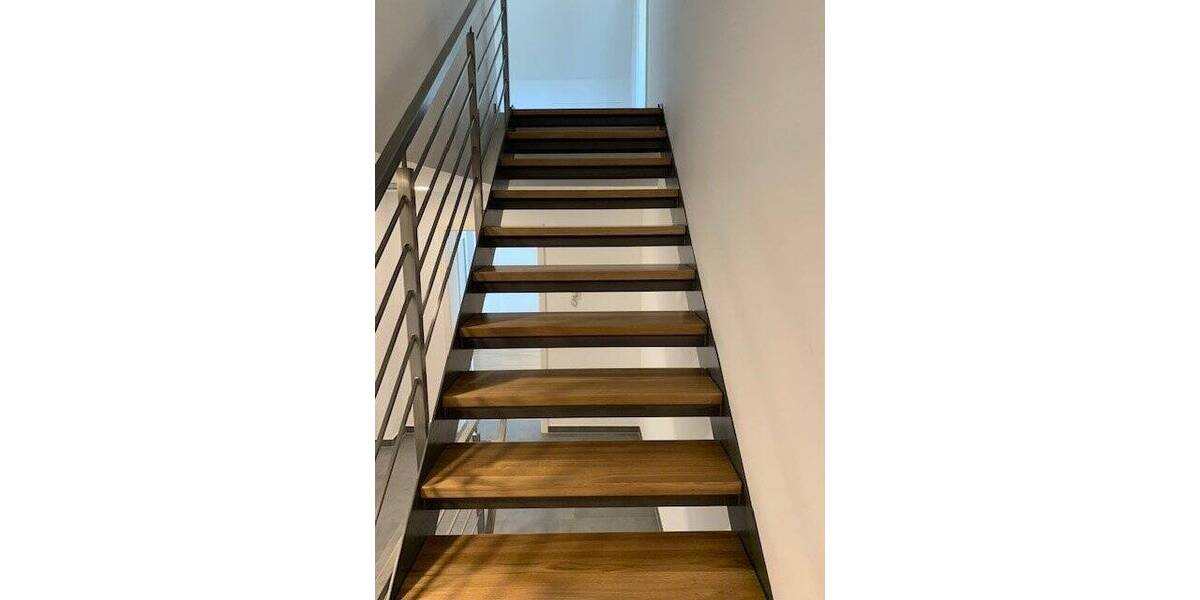 Etagenwohnung Wachau Lomnitz - 4 Zimmer, 160 m&sup2;, 1.480&euro; | Angebot:23479274