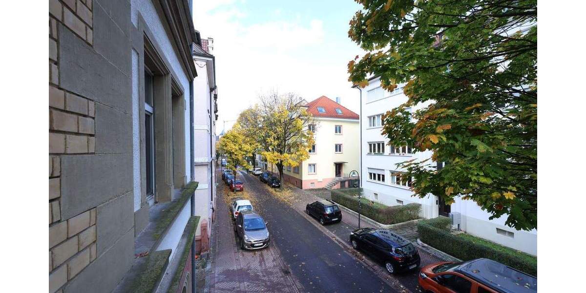 Etagenwohnung Offenburg Südoststadt - 5 Zimmer, 142 m&sup2;, 1.390&euro; | Angebot:25698770