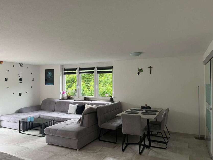 Wohnung zum Mieten in Frickenhausen 1.444,50 € 107 m²