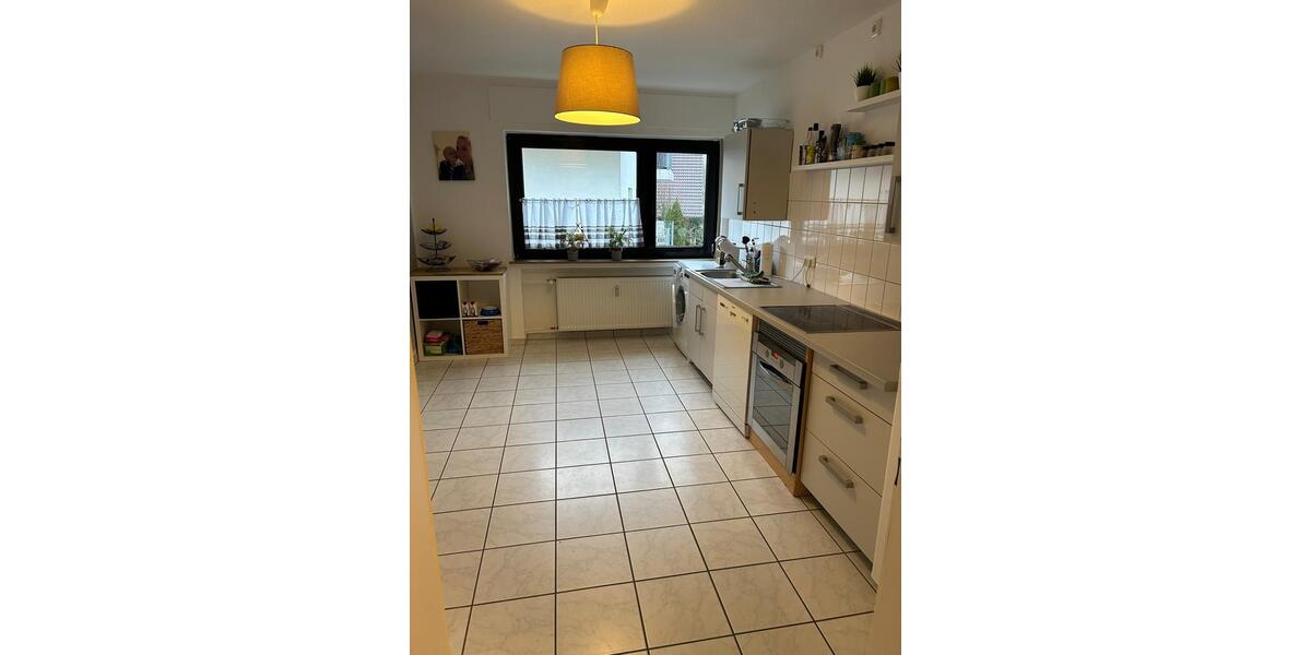 Etagenwohnung Idstein - 3 Zimmer, 93 m&sup2;, 1.020&euro; | Angebot:26254509