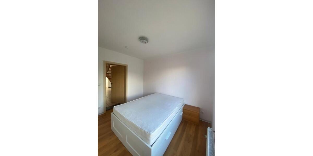 Einfamilienhaus Kindelbrück Bilzingsleben - 5 Zimmer, 180 m&sup2;, 950&euro; | Angebot:24492378